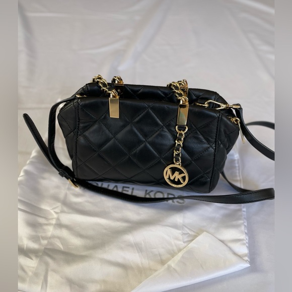 Michael Kors handbag - Picture 1 of 8
